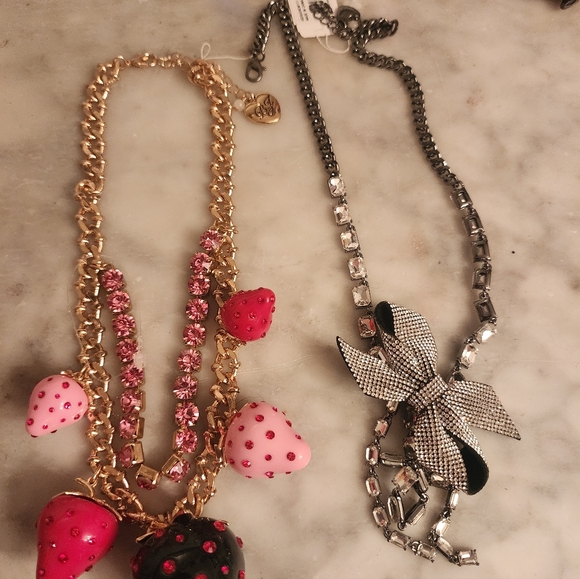 Lot Of Betsey Johnson Jewery - Picture 8 of 10